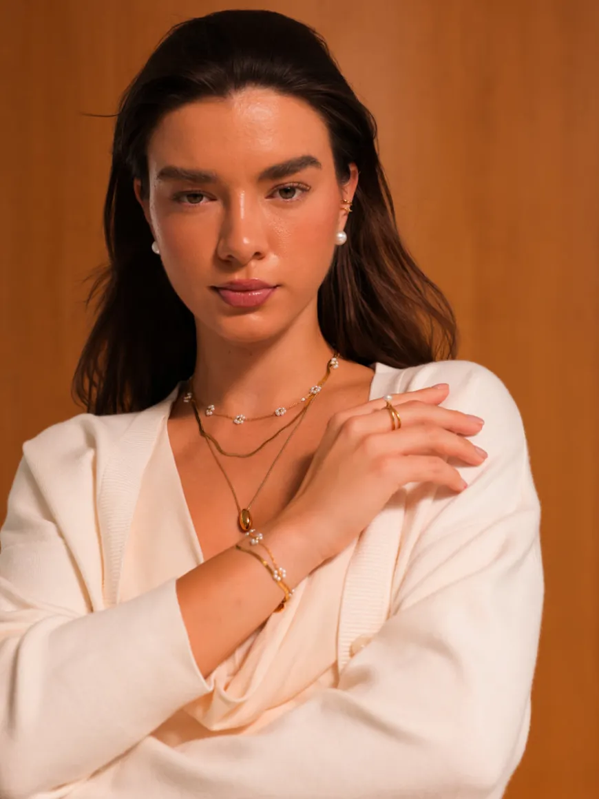 Blossom Moment White ARMBAND