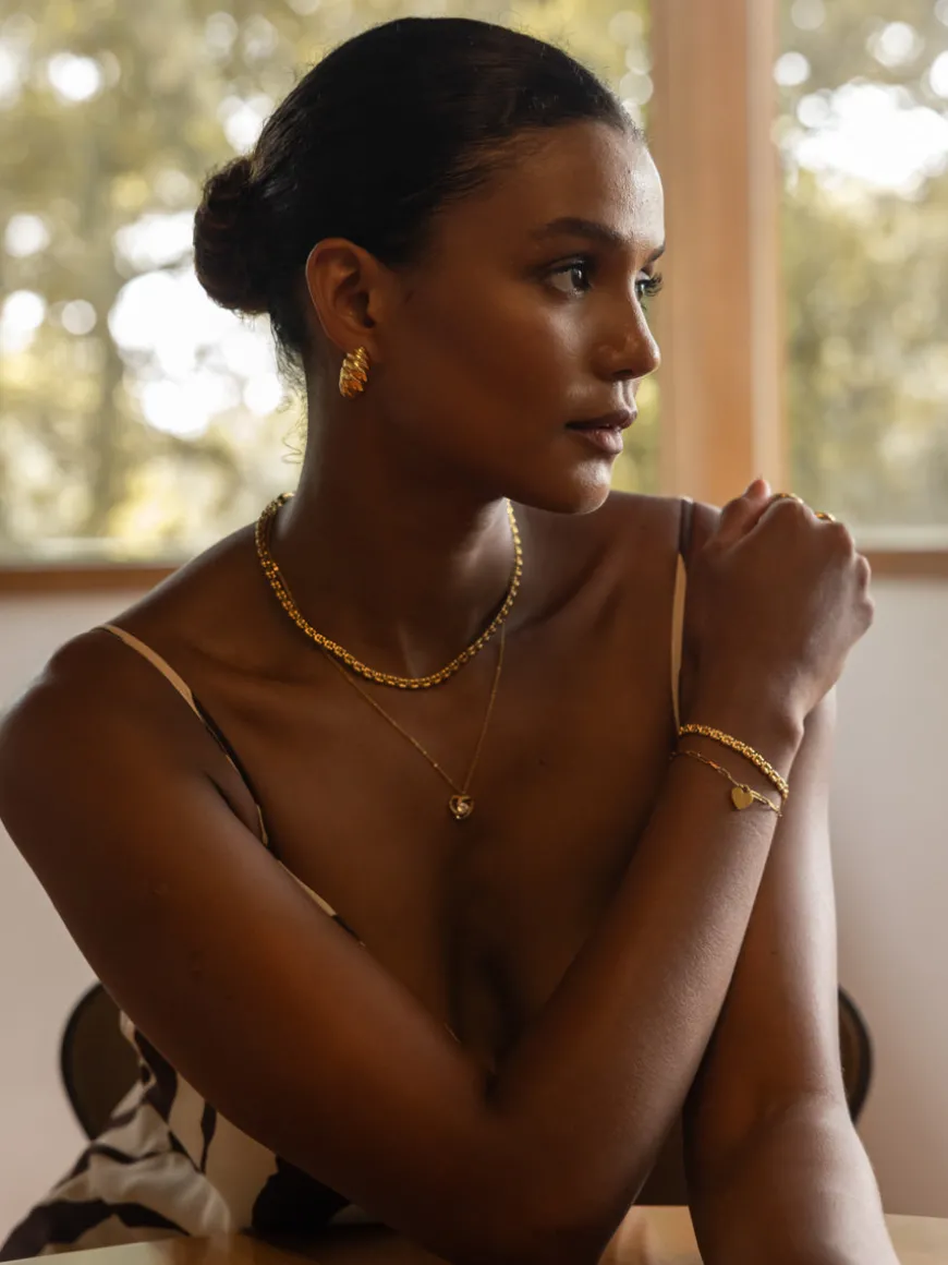Bold Allure ARMBAND