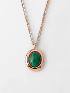 Chasing Starlight Dark Green Kette