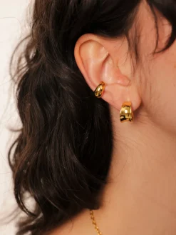 Chic Harmony Earcuff