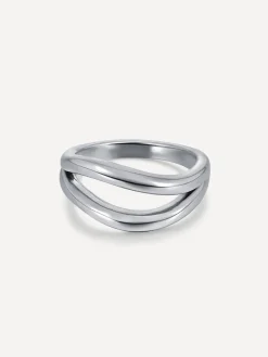 Chic Wave Ring
