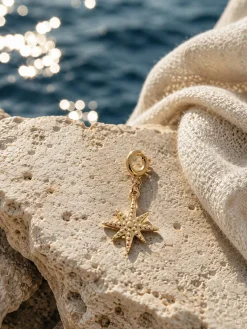 Cosmic Star Ketten-Charm