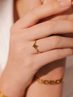 Crystal Shine Ring