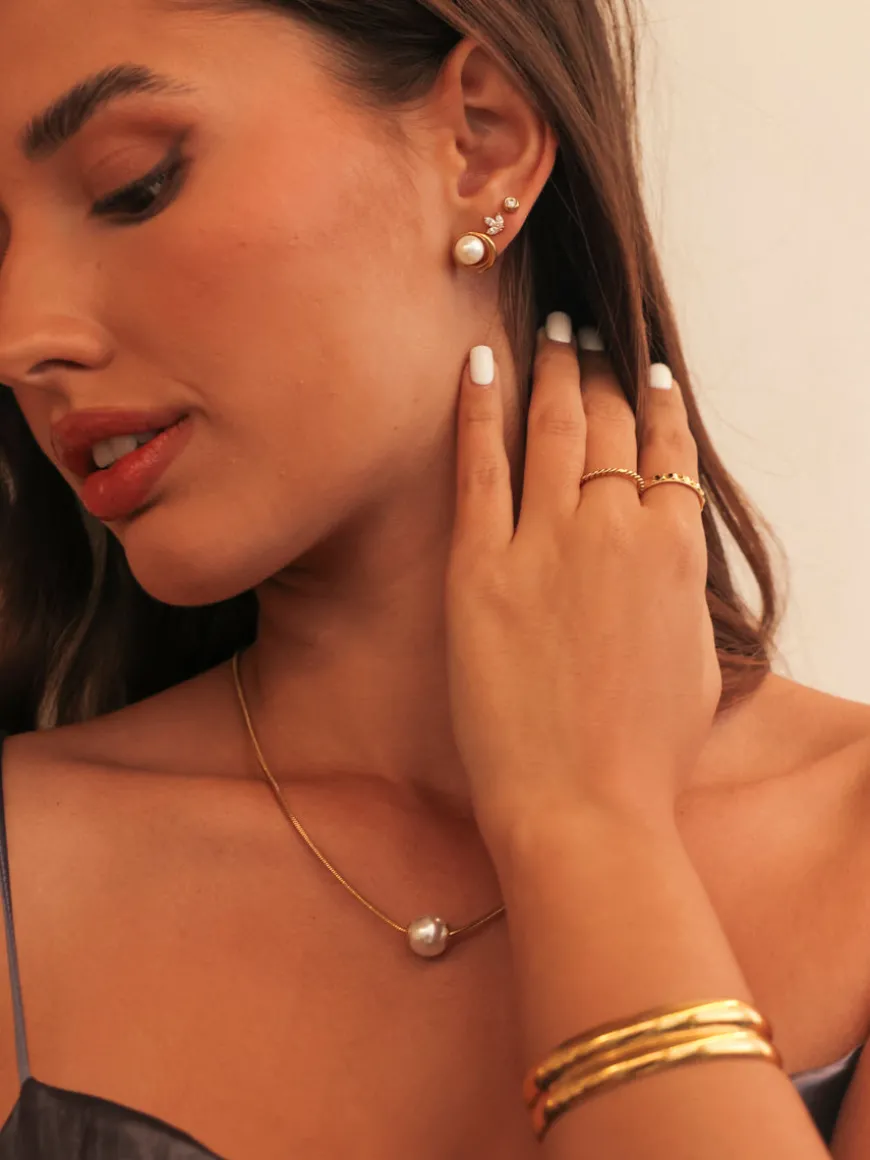 Delicate Groove Ring
