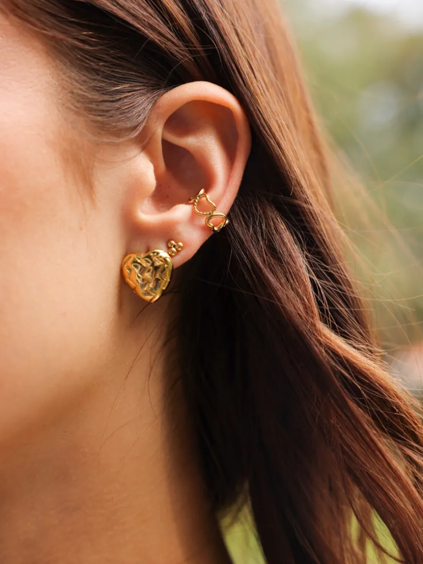 Delightful Heart Earcuff
