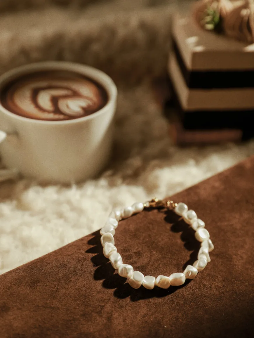 Delightful Pearl ARMBAND