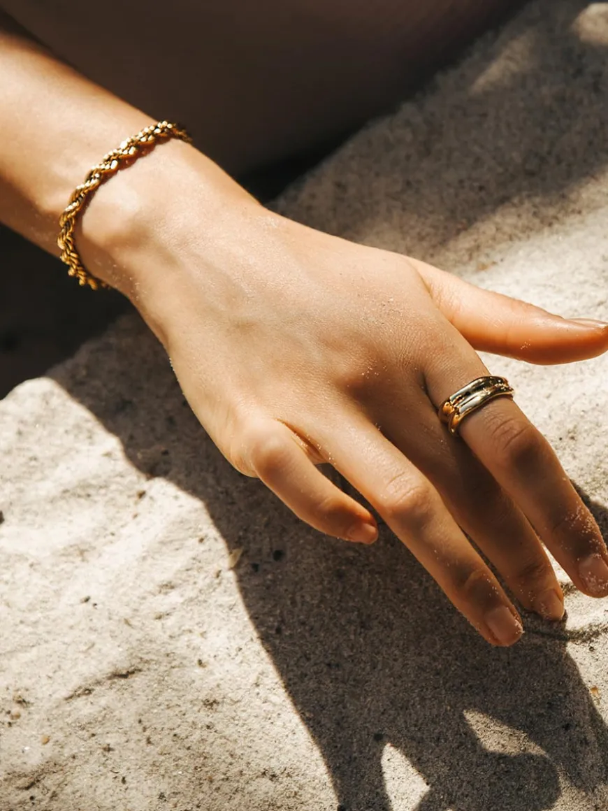 DNA Armband
