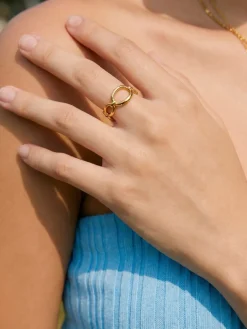 Double Beauty Ring