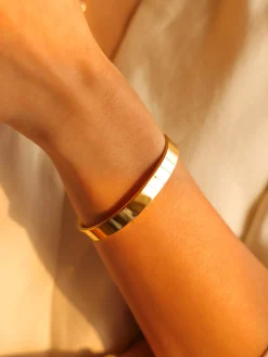 Eclipse Halo Bold Armcuff