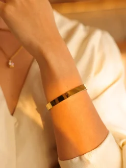 Eclipse Halo Bold Armcuff
