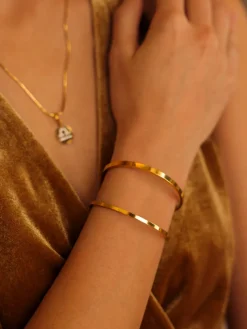 Eclipse Halo Thin Armcuff