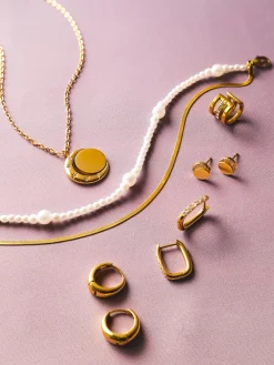 Enchanting Pearl Layered Kette