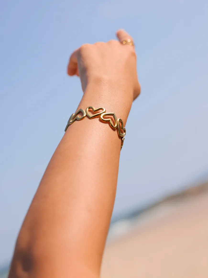 Endless Heart Armcuff