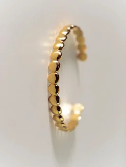Endless Round Armcuff