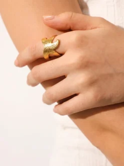 Float Starfish Ring
