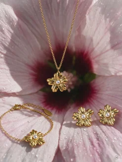 Floral Daisy Bloom ARMBAND