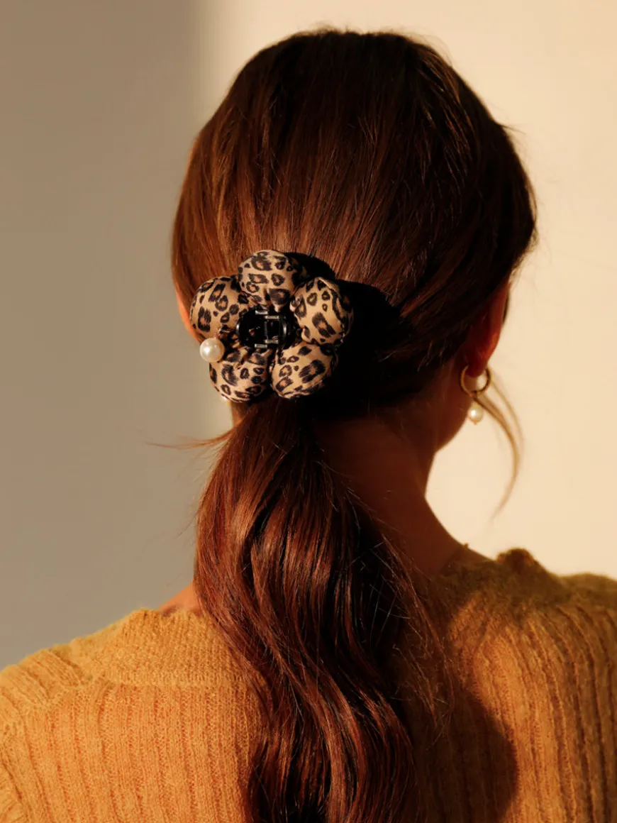 Floral Grace Leopard Haarklammer