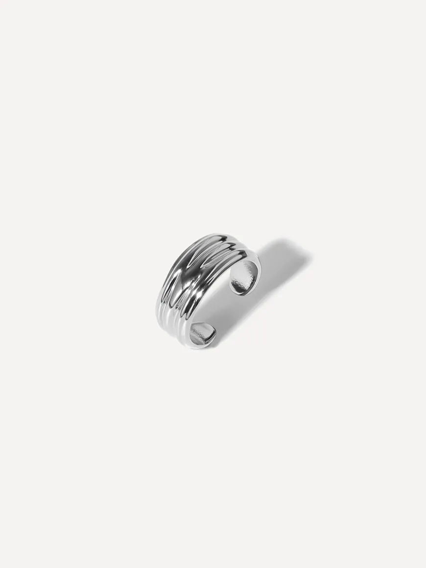 Flowing Grace Earcuff