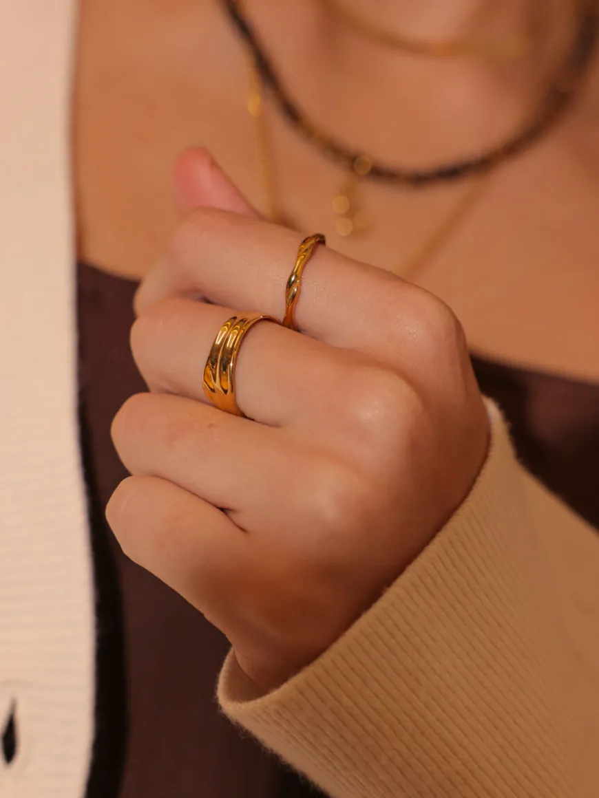 Flowing Grace Ring
