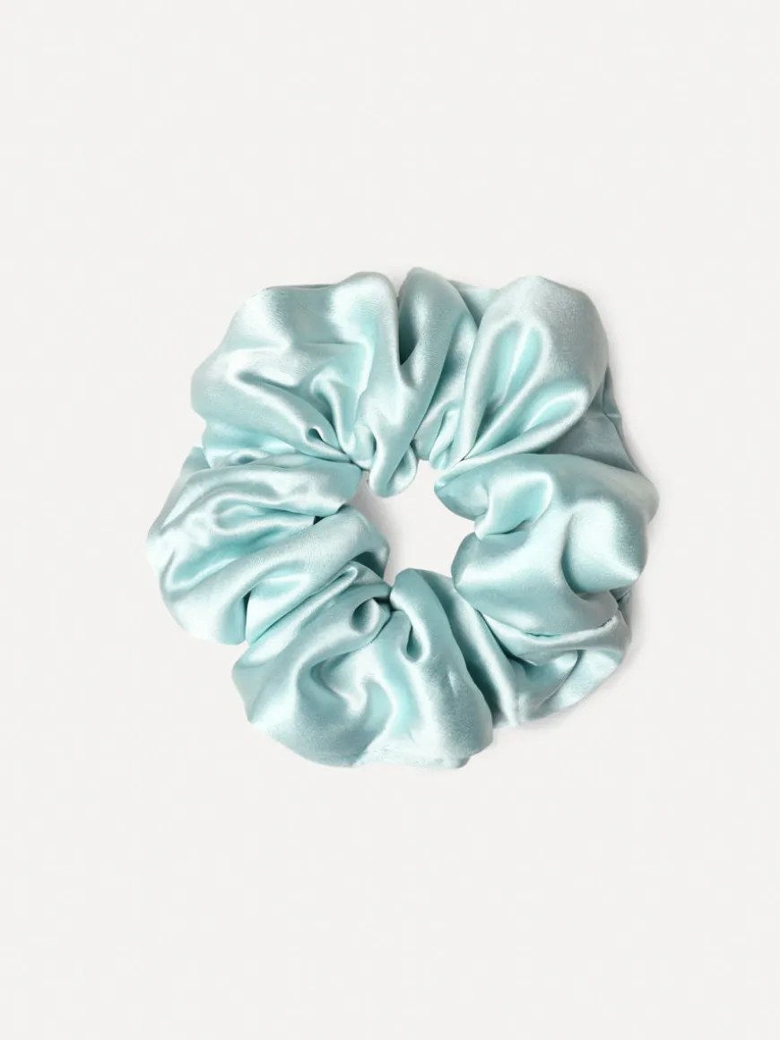 Fluffy Touch Pure Silk Scrunchie Light Blue