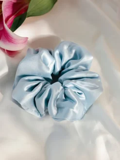 Fluffy Touch Pure Silk Scrunchie Light Blue