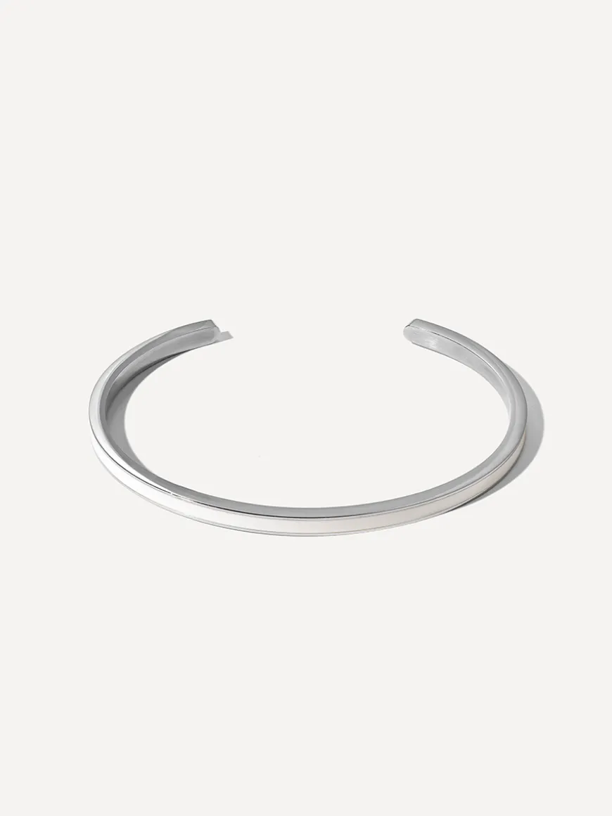 Gleaming Line Armcuff