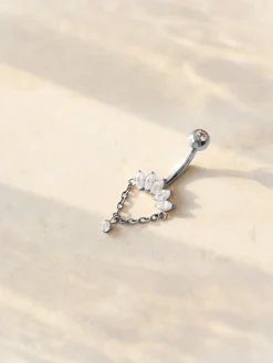 Gleaming Spark Titan Bauchnabelpiercing
