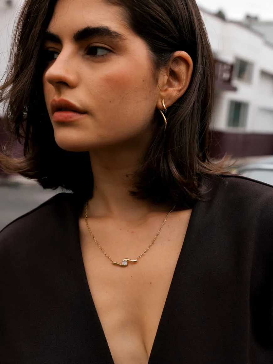 Glistening Wave Set