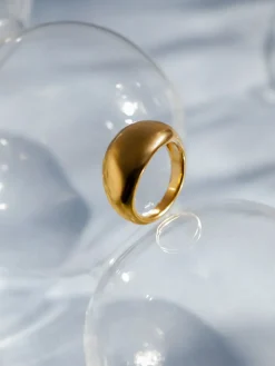 Graceful Dome Ring