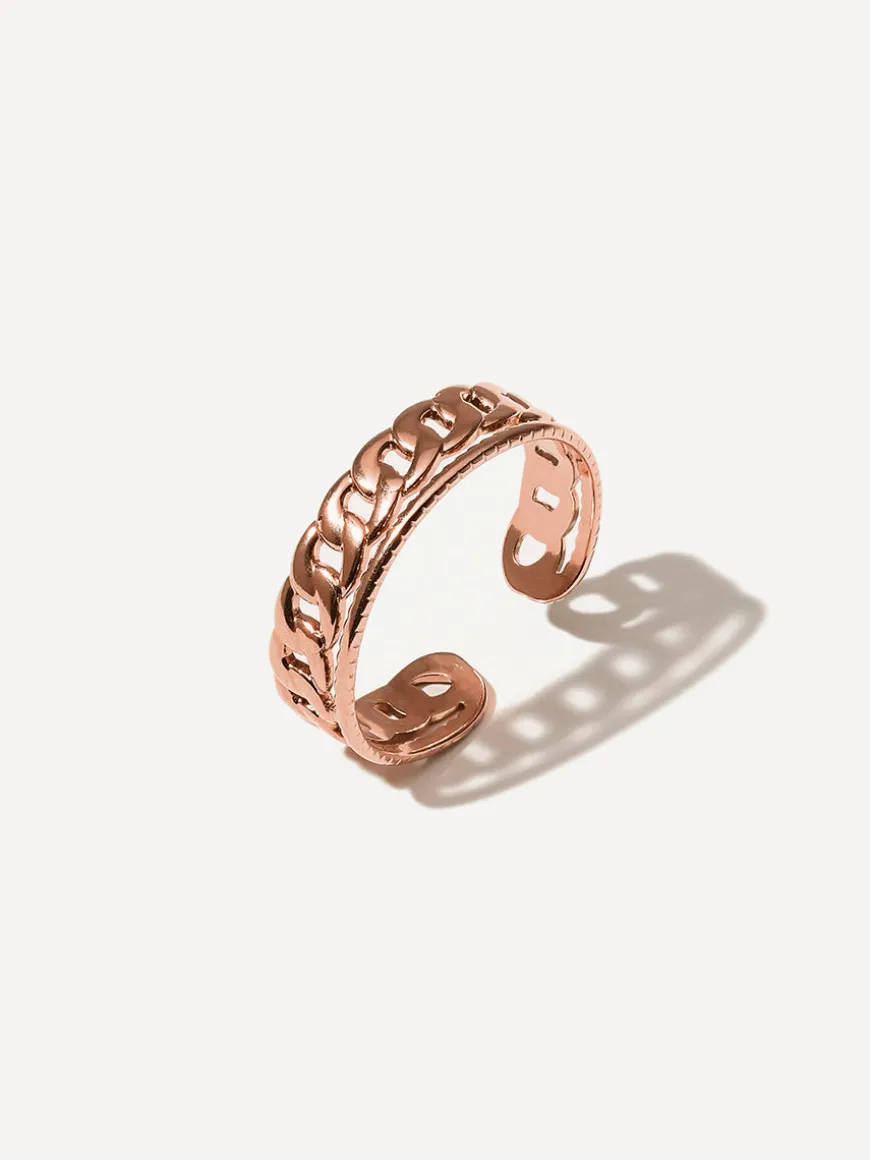 Graceful Interlace Ring