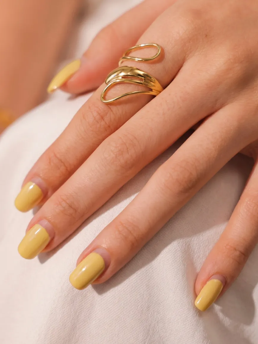 Hollow Harmony Ring