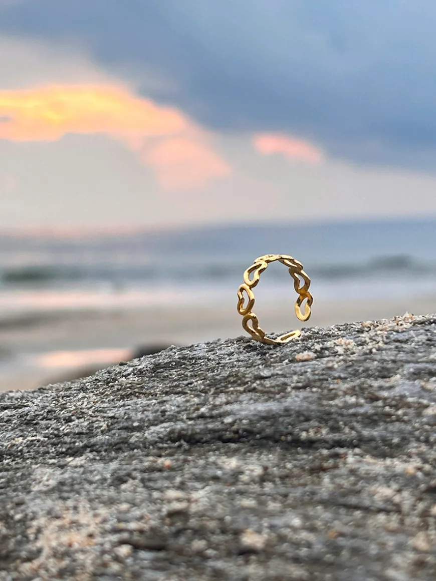 Hollow Love Ring