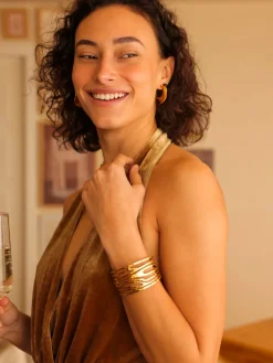 Interwoven Light Armcuff
