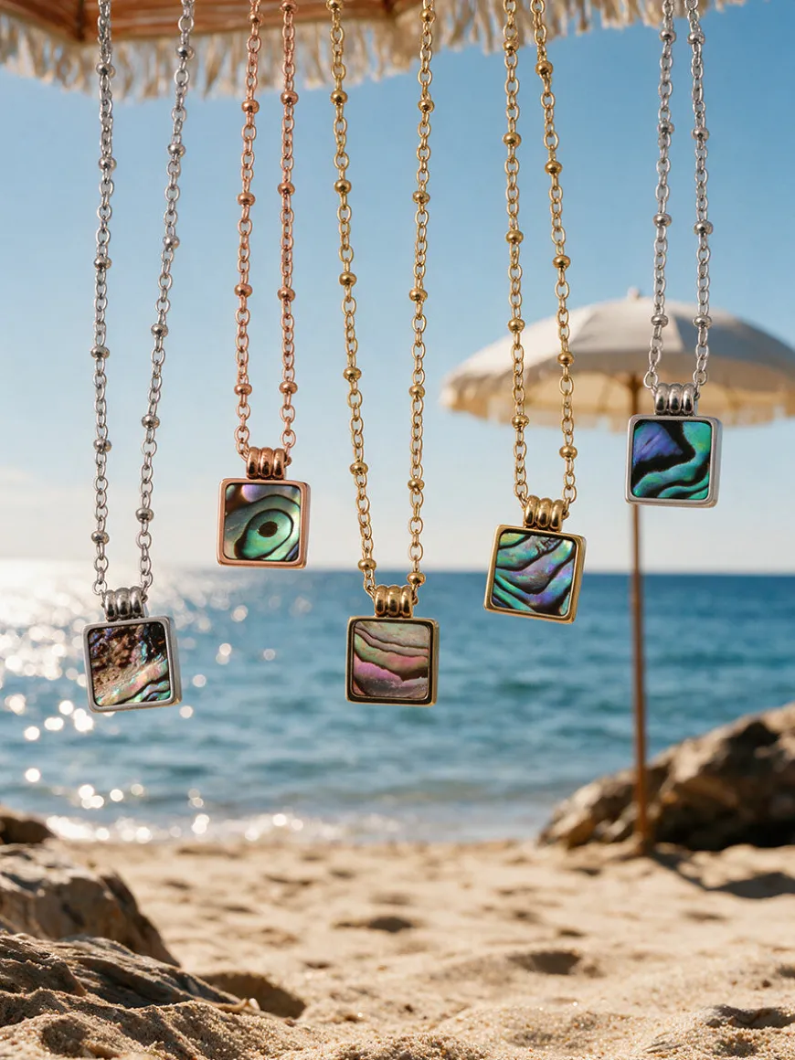 Iridescent Square Kette