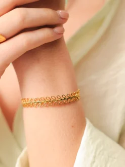 Leafy Embrace Armcuff