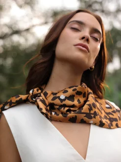 Leopard Print Tuch