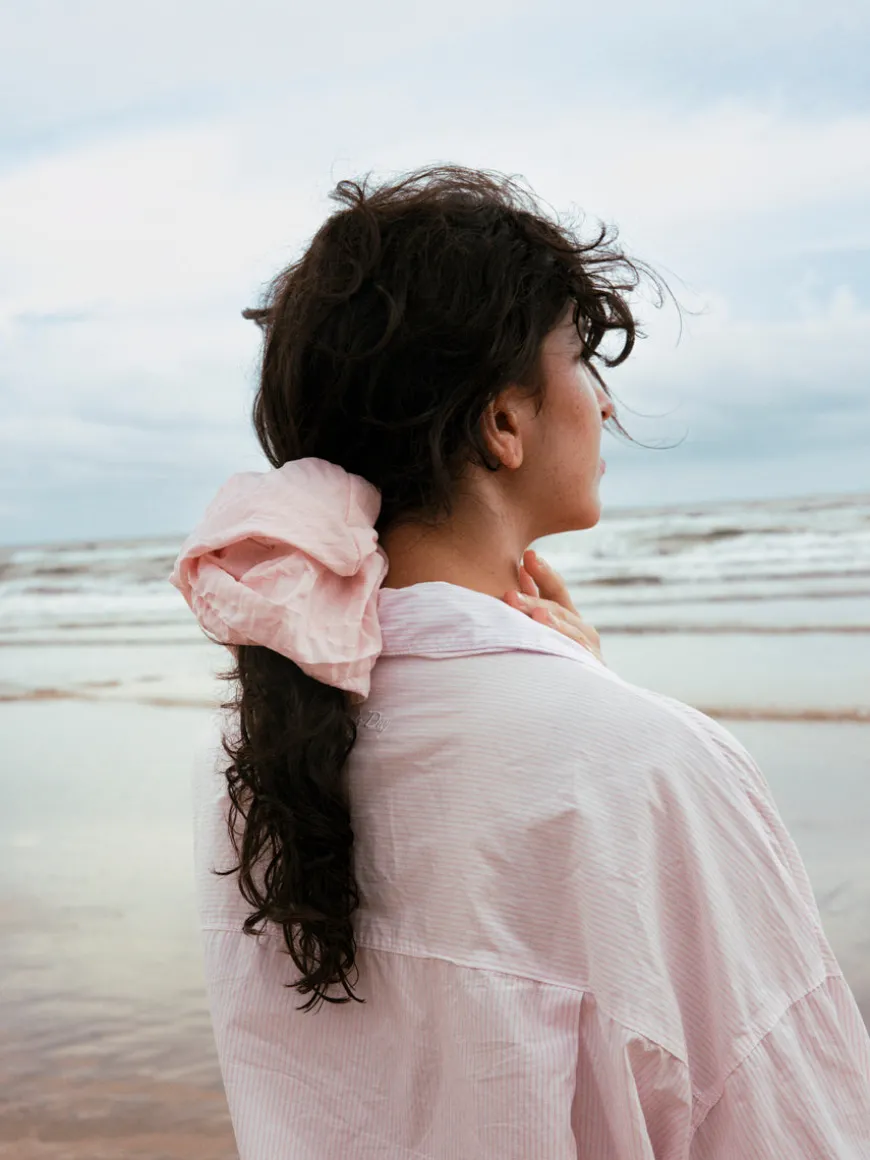 Light Flow Pink Scrunchie