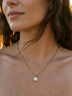 Lively Petal Kette