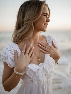 Love in Pearl Ring