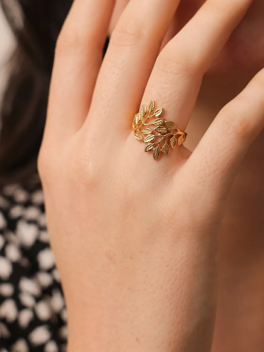 Lush Leaf Ring