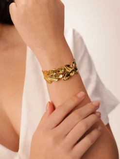 Lush Ripple Armcuff