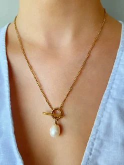 Lustrous Pearls Kette