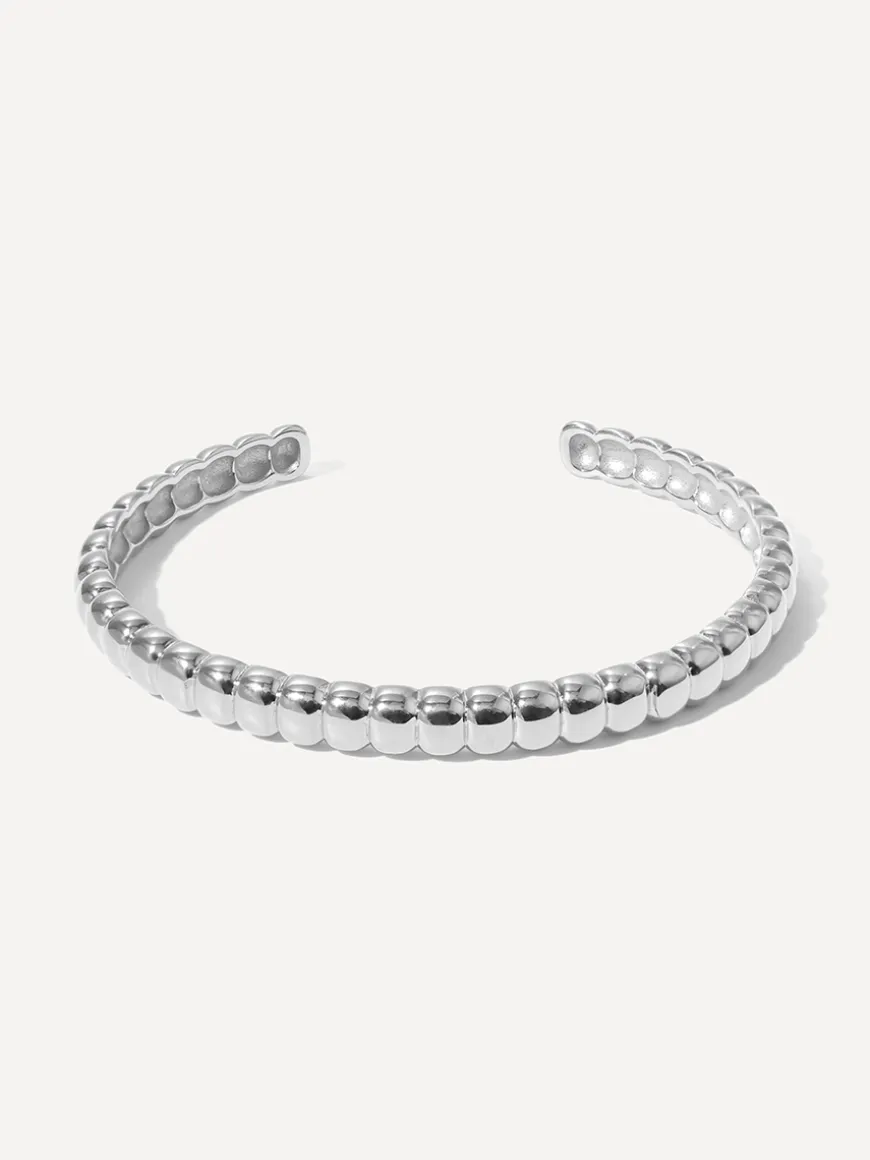Lustrous Wave Armcuff