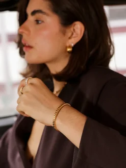 Lustrous Wave Armcuff