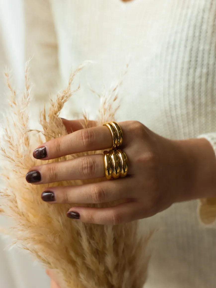 Neo Orbit Ring