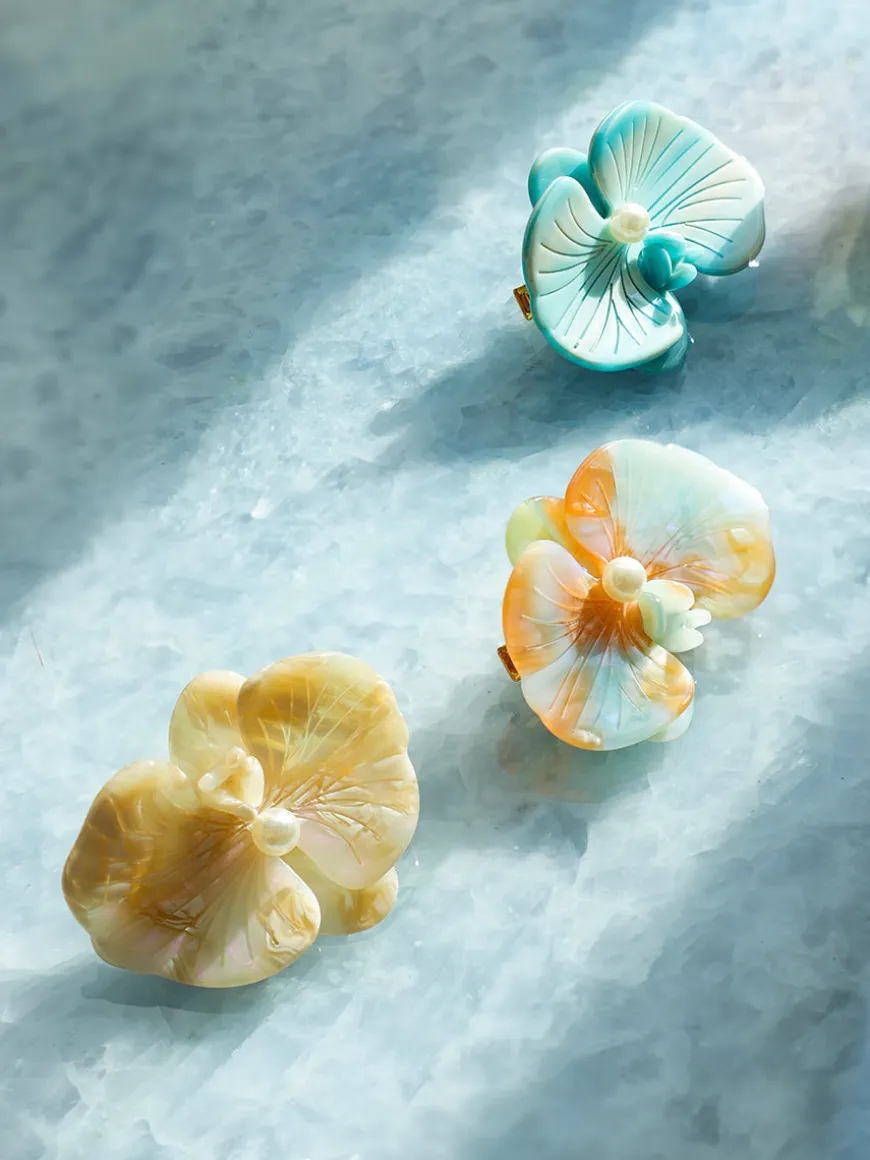 Orchid Glow Cream White Hairpin