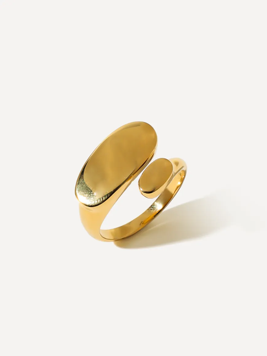 Oval Curve Ring