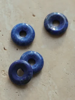 (Passend zu Ohrringen ≥ 17 mm) Dreamy Donut Dark Blue Ohrring-Charm