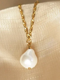 Pearl Whisper Kette