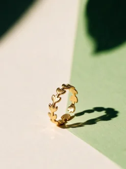 Petal Loop Ring